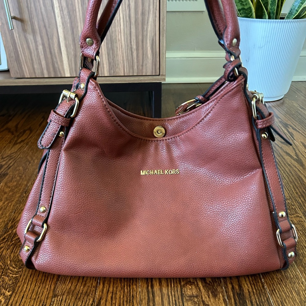 Michael Kors Women's Red Leather Shoulder Bag